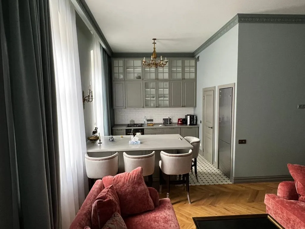 Новая квартира с дизайнерский ремонтом