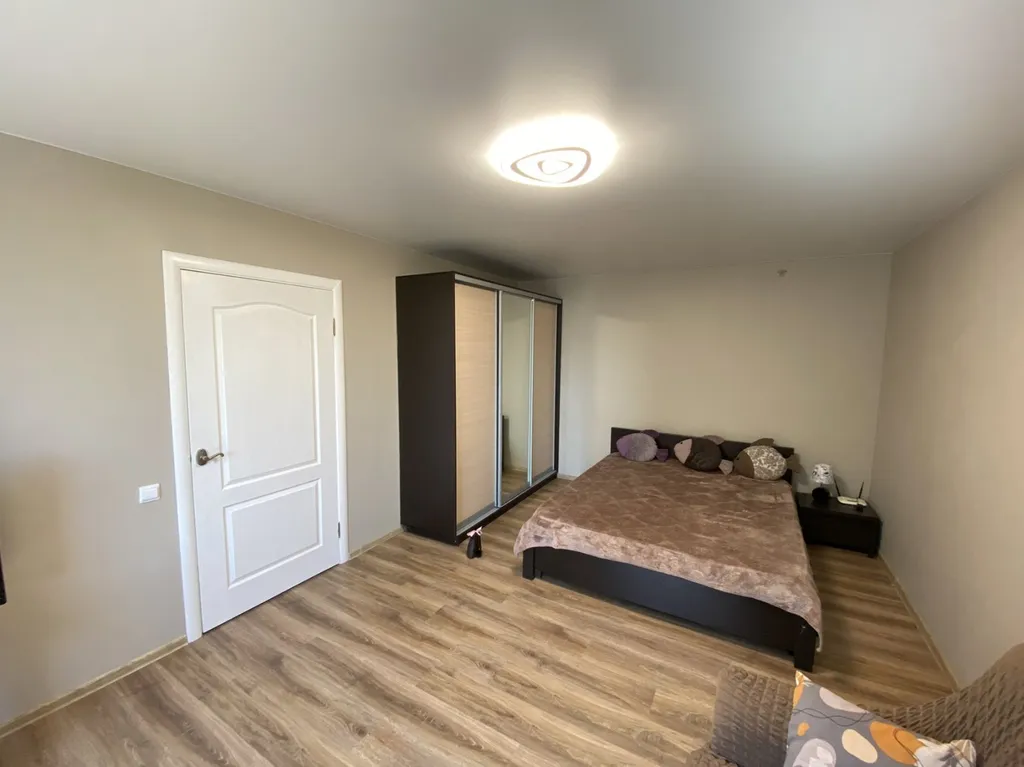 Отдельный дом с двором