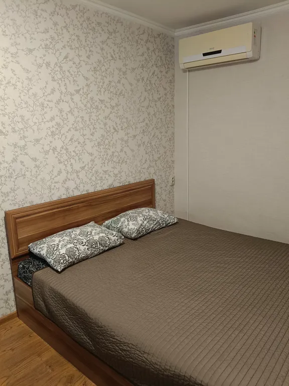 Уютная квартира — аренда посуточно в Азов