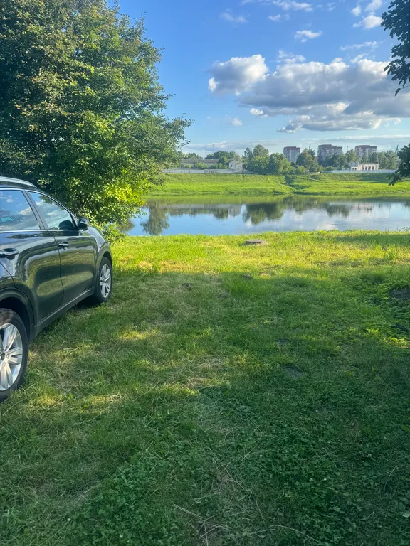 Студия в классическом стиле, на берегу реки В центре города
