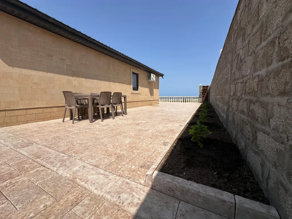 Дом с видом на море