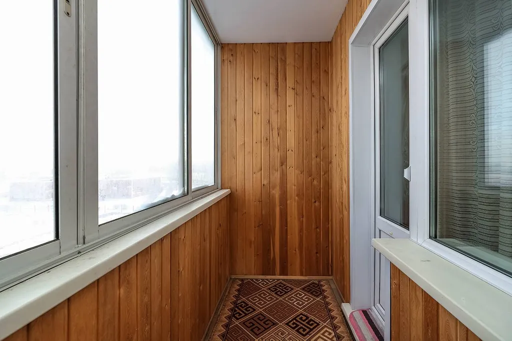 Современная квартира рядом с СК Заря на 4 человека