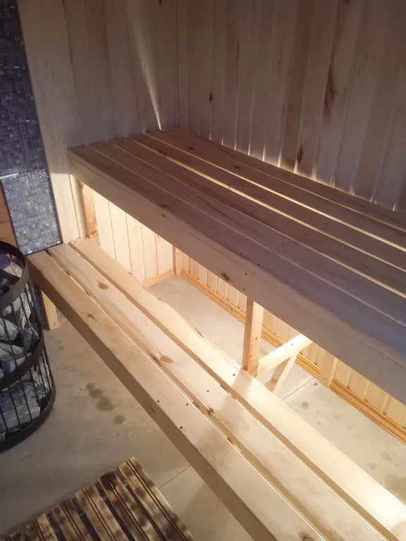 Уютный загородный дом и баня на участке 6 соток