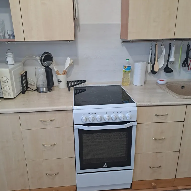 Светлая, чистая и уютная квартира с хорошим расположением