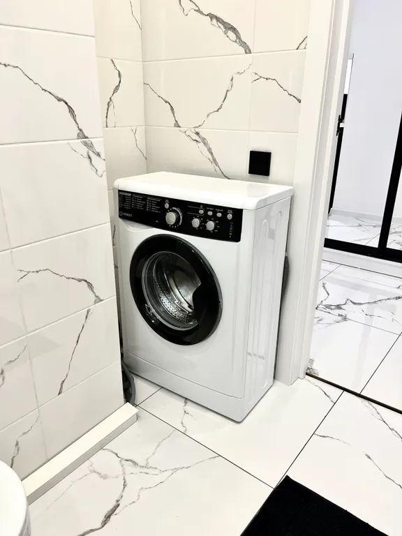 Студия с дизайнерским ремонтом