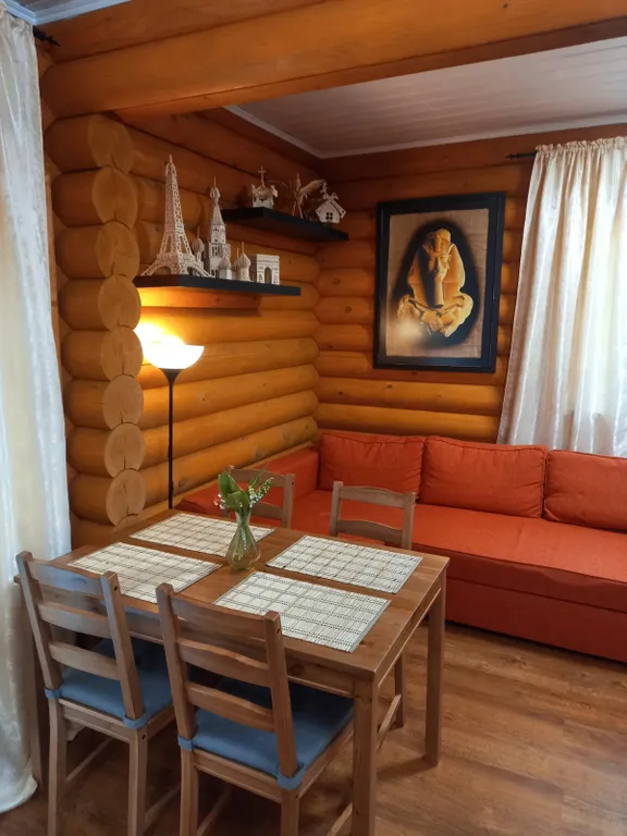 Уютный коттедж у озера