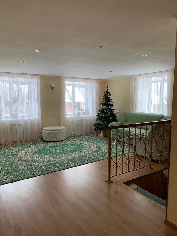 Большой дом и баня