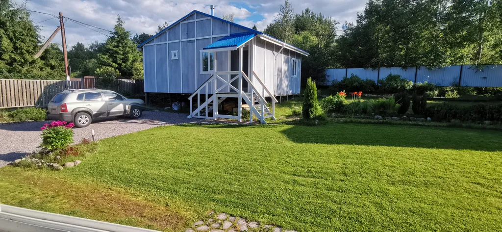 Дом-баня у родника