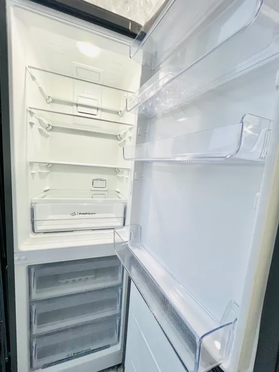 Новая Чистая Уютная С панорамными окнами В развитой локации