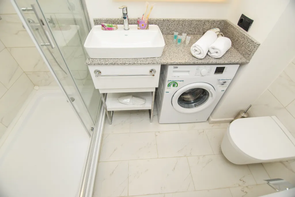 Студия на первой линии