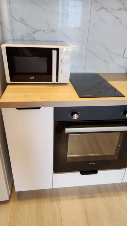 Евродвушка с видом на озеро