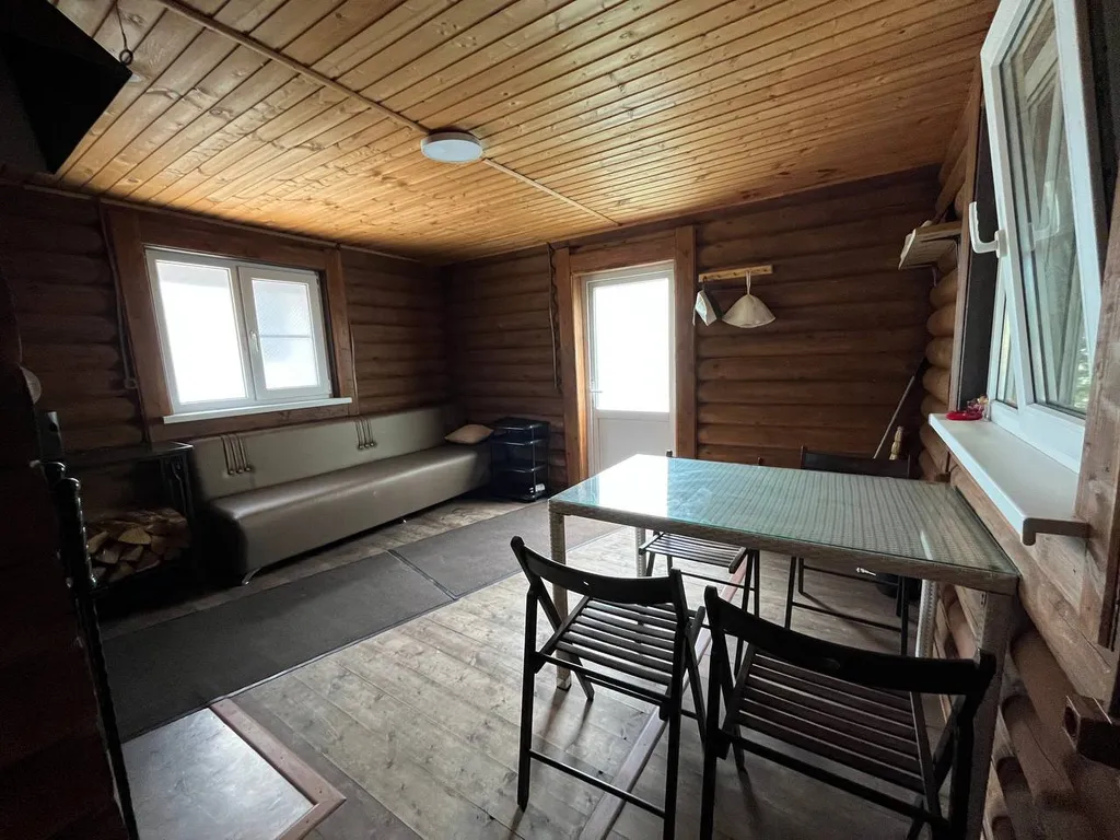 Коттедж Дом для отдыха б — Виноградное