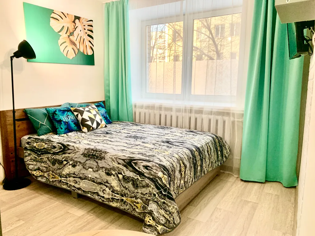 Квартира Студия Монстера рядом с жд вокзалом и цирком — аренда посуточно в Новосибирск