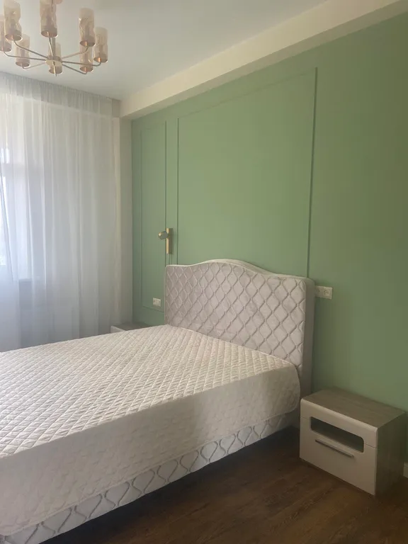 Современная квартира в центре с видами на горы