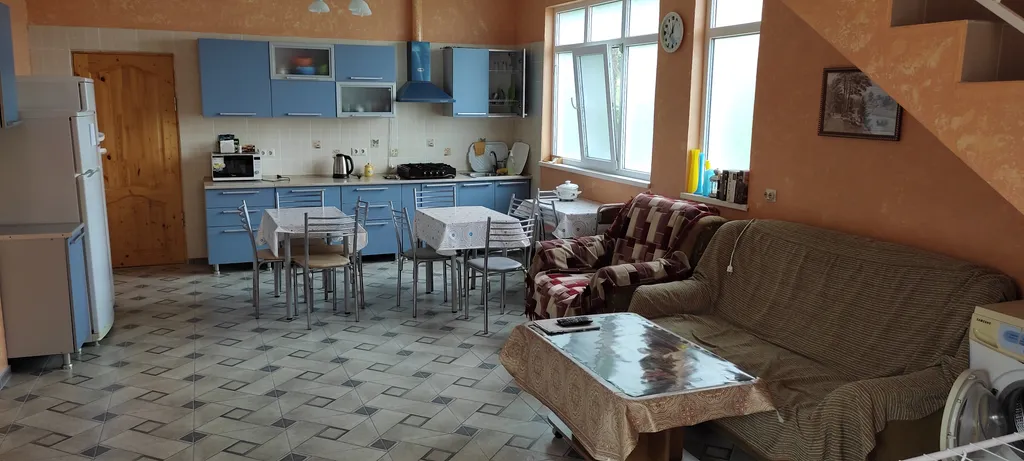 Двухместная комната с дополнительной кроватью эконом класса