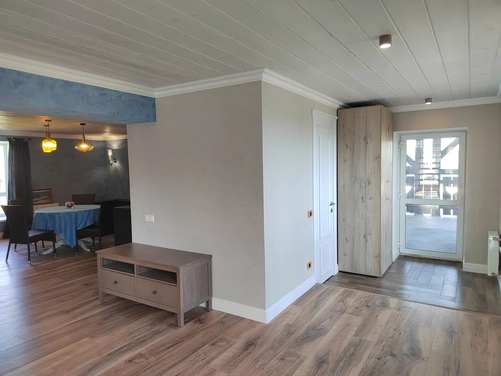 Дом коттедж с дизайнерским ремонтом