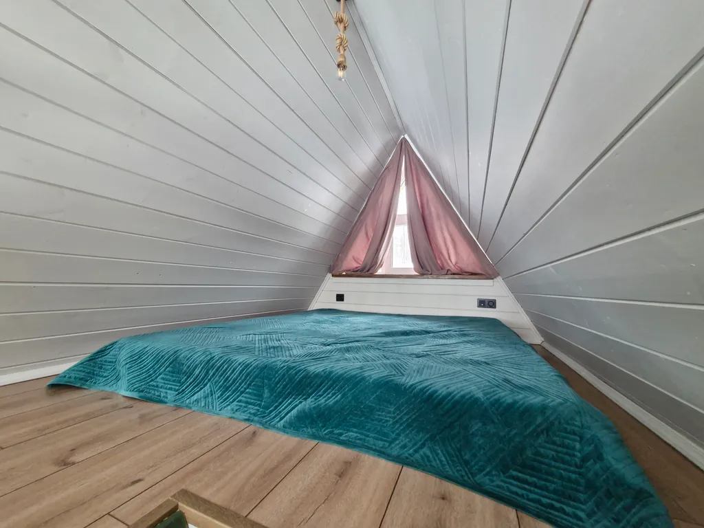 Коттедж А-фрейм с видом на озеро и лес — Казань