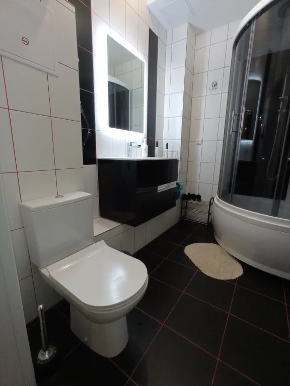 Студия - лофт с панорамным видом в центре Листвянки