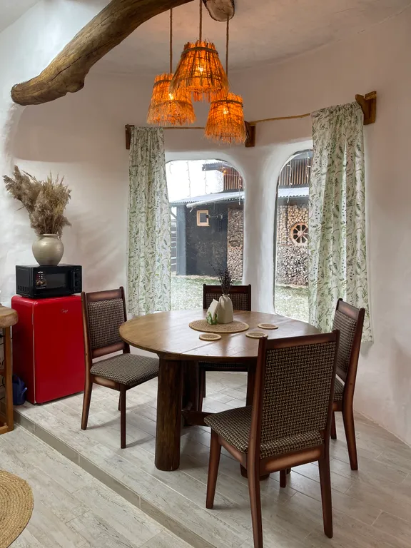 Глиняный домик