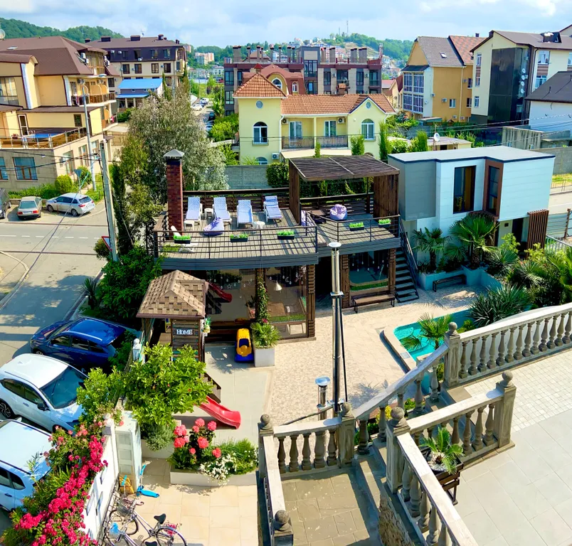 Коттедж Домик у бассейна — Сириус