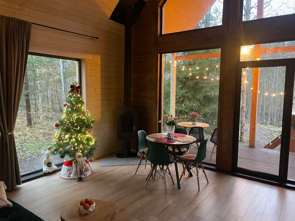 Уютный дом с купелью и камином Лесное Вдохновение