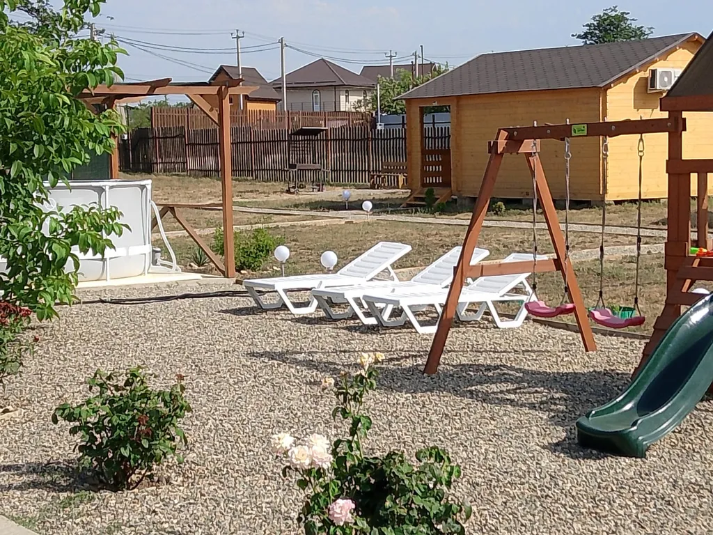 Коттедж Семейный домик рядом с чистейшим пляжем — Кучугуры