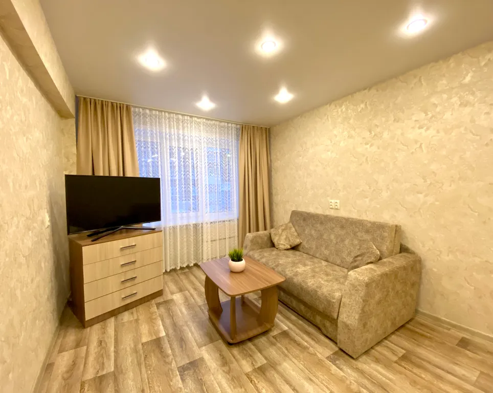 Светлая 1-к квартира рядом с Сангородком и поликлиникой