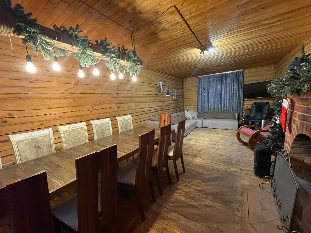 Коттедж Дом для семейного отдыха, закрытых встреч и камерных праздников. — Загорянский