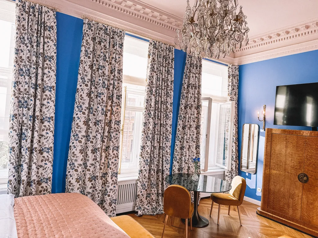 Квартира Эксклюзивная квартира уголок Парижа — Санкт-Петербург