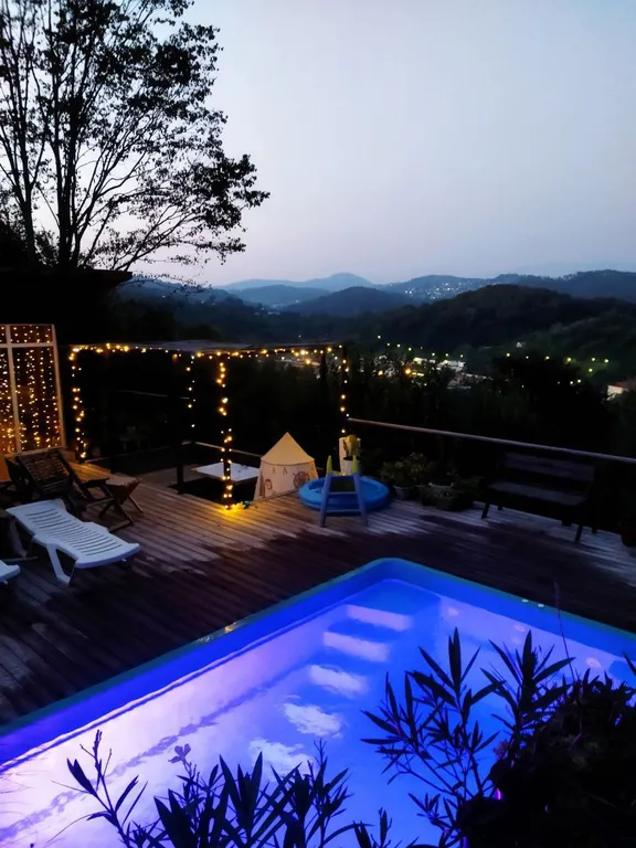 Квартира с бассейном и террасой