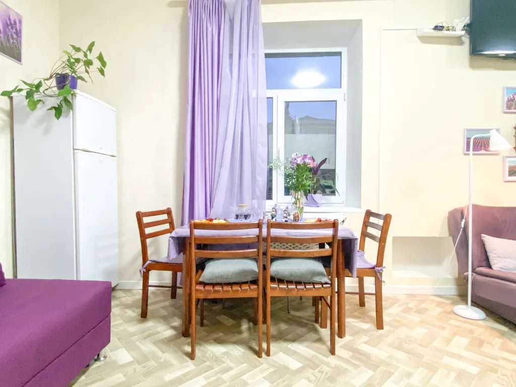 Квартира Квартира Счастье жить в центре Севастополя в самой лавандовой квартире — Севастополь