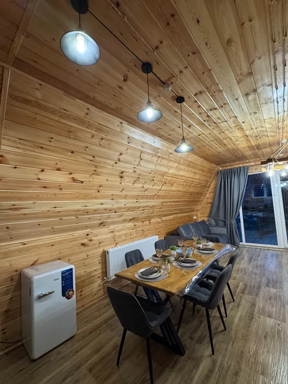 Новый уютный А-фрейм дом