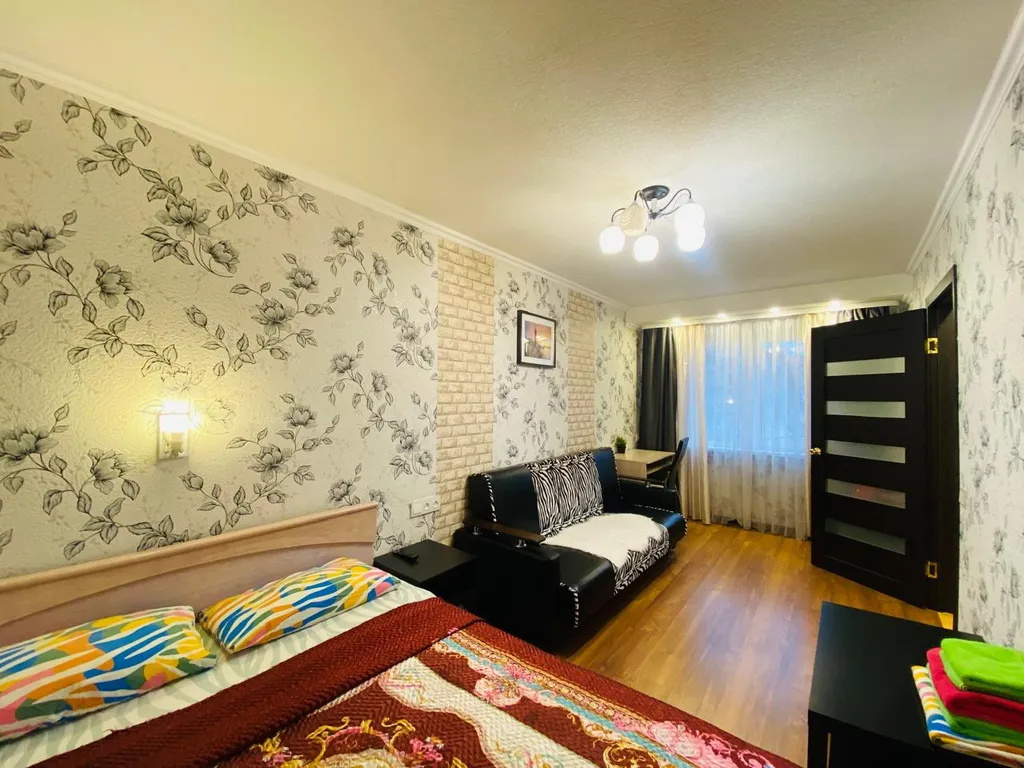 2-комнатная квартира в центре города с отличным ремонтом