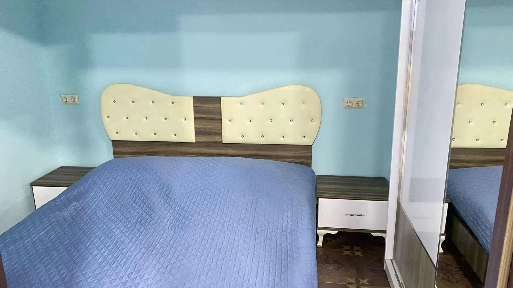 Квартира 3-комнатная Квартира — Батуми