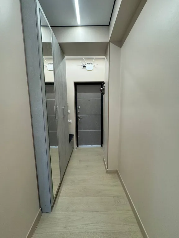 Квартира в доме с бассейном