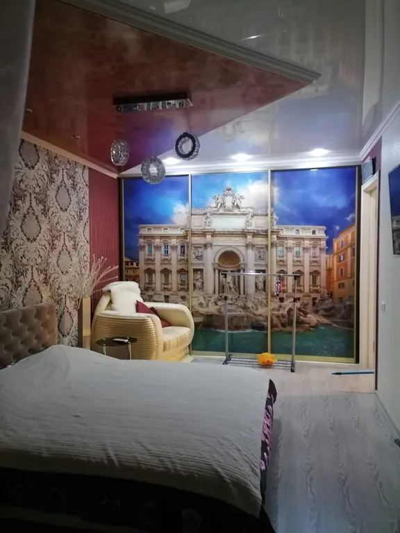 Дизайнерская квартира возле Бума