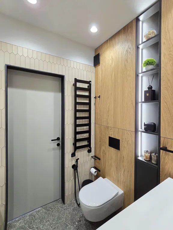 Новый дизайнерский 2-х уровневый апартамент в тихом центре