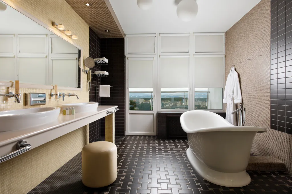 4-комнатная Квартира