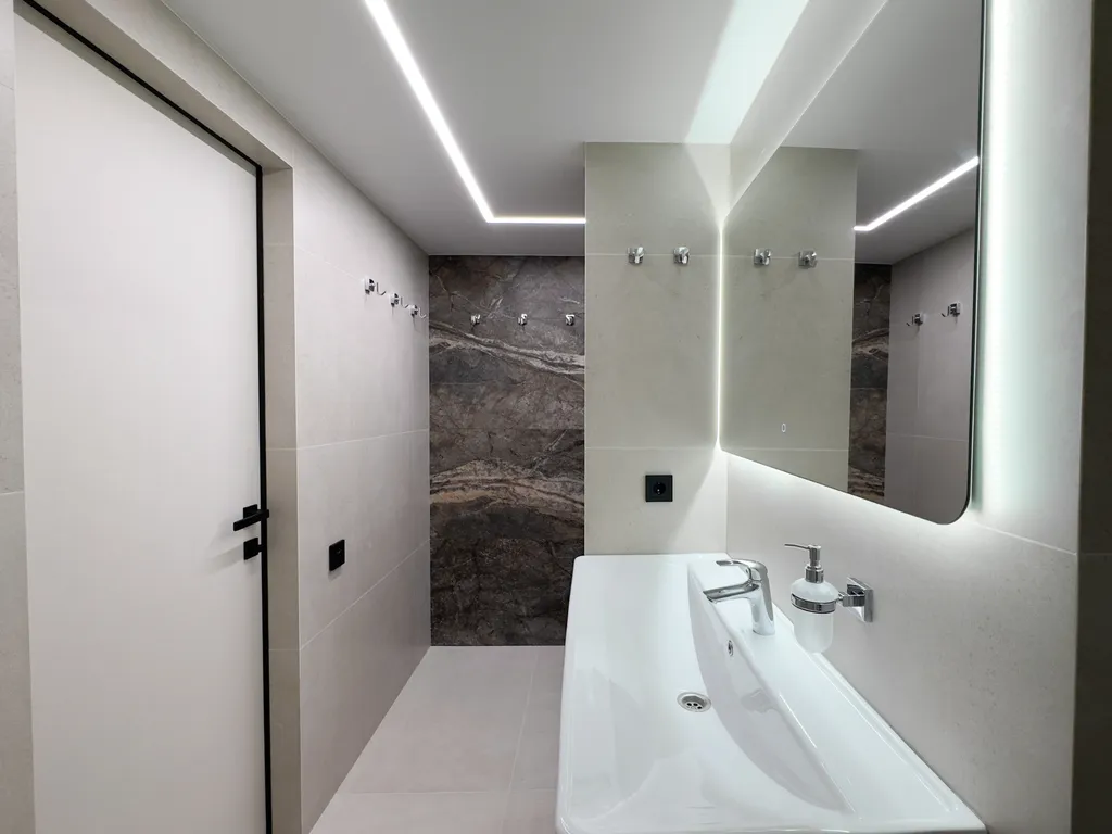 Квартира Стильная двухуровневая квартира с собственной террасой — Геленджик