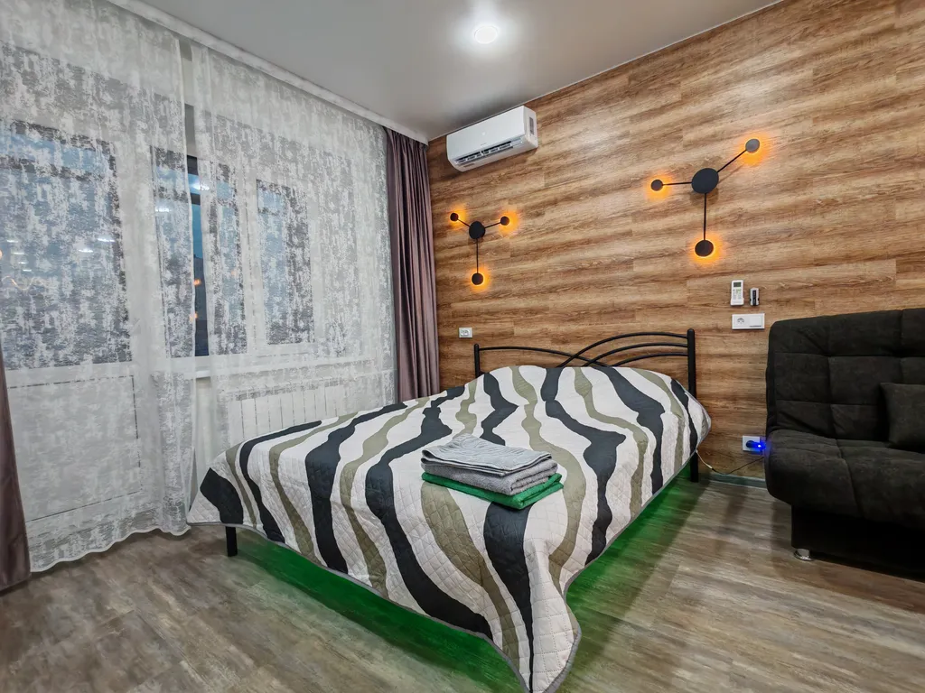 Двухкомнатные Апартаменты Люкс с Кондиционером и Бойлером в Центре