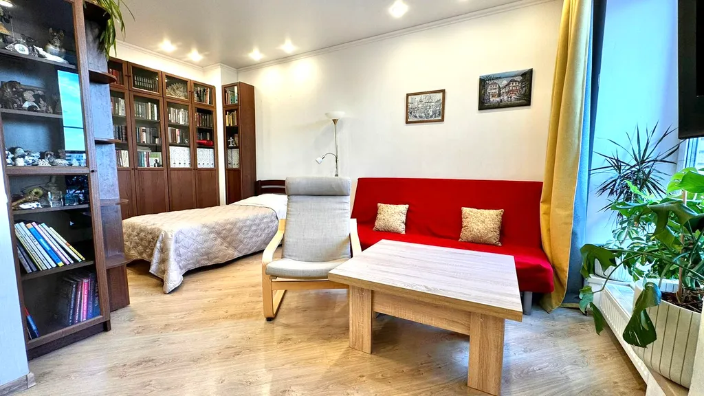 Большая студия на проспекте