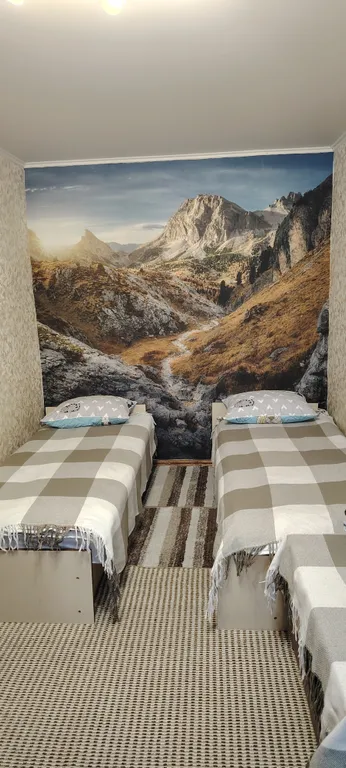 Двухкомнатная квартира с видом на горы и балконом