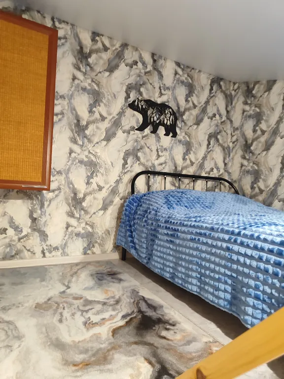 Коттедж Уютный дом в лесу — Деревянное