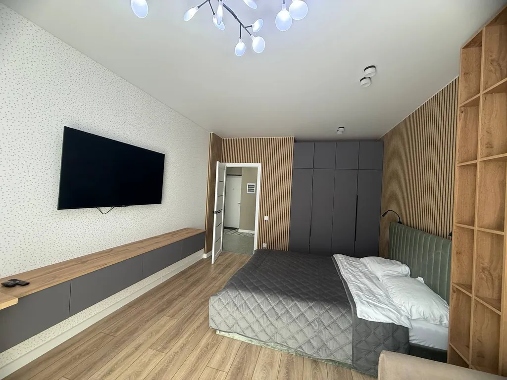 Новая просторная  квартира с дизайнерским ремонтом в центре Ярославля