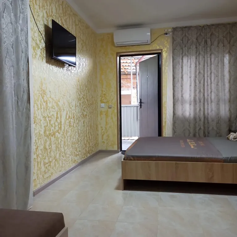 Квартира Уютная комната с видом на море и горы — Сухум