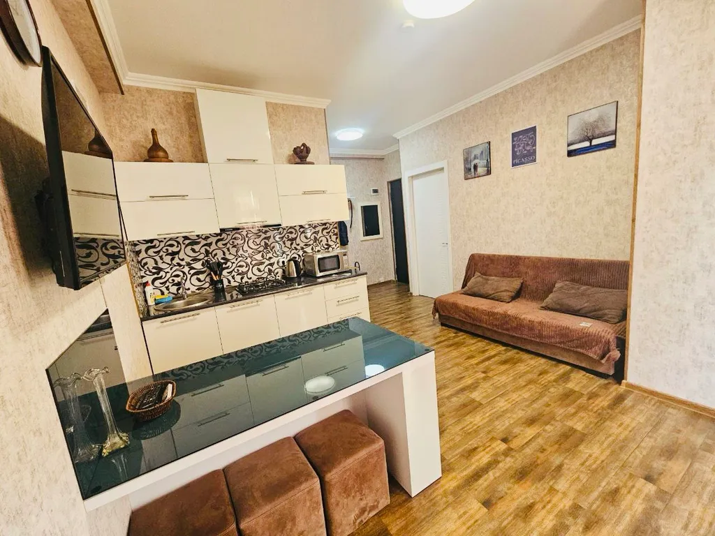 Квартира в центре с 1 спальней и кухней-гостиной 6 этаж