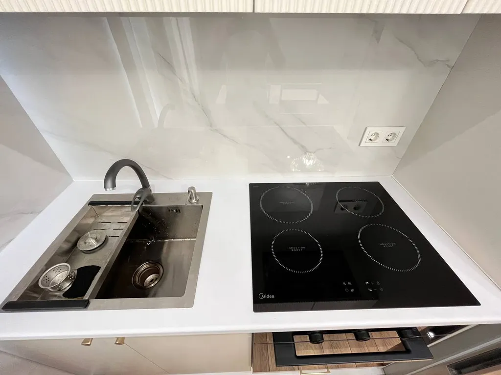 Евродвушка с панорамными окнами уют для проживания 7 плюс дней svoydom