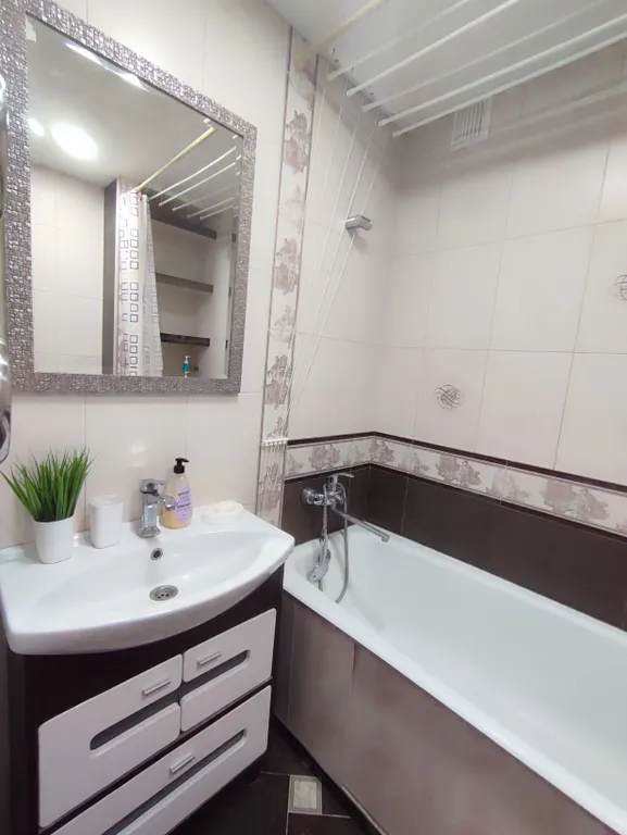 Новые апартаменты в центре, Амфитеатр, парки и старый город рядом.