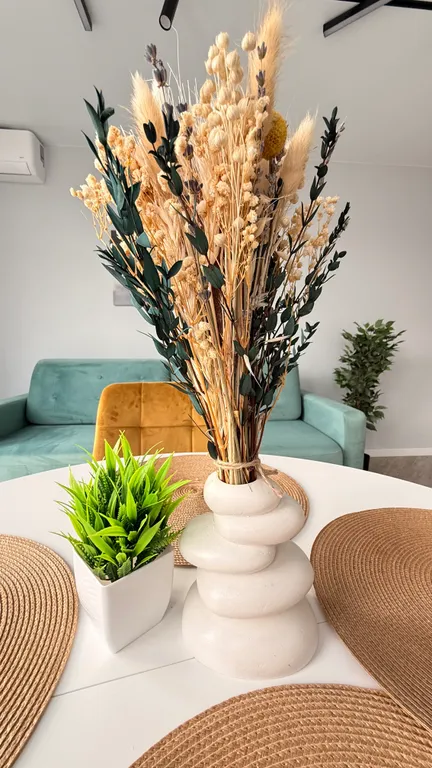 Однокомнатные апартаменты с видом на горы и море