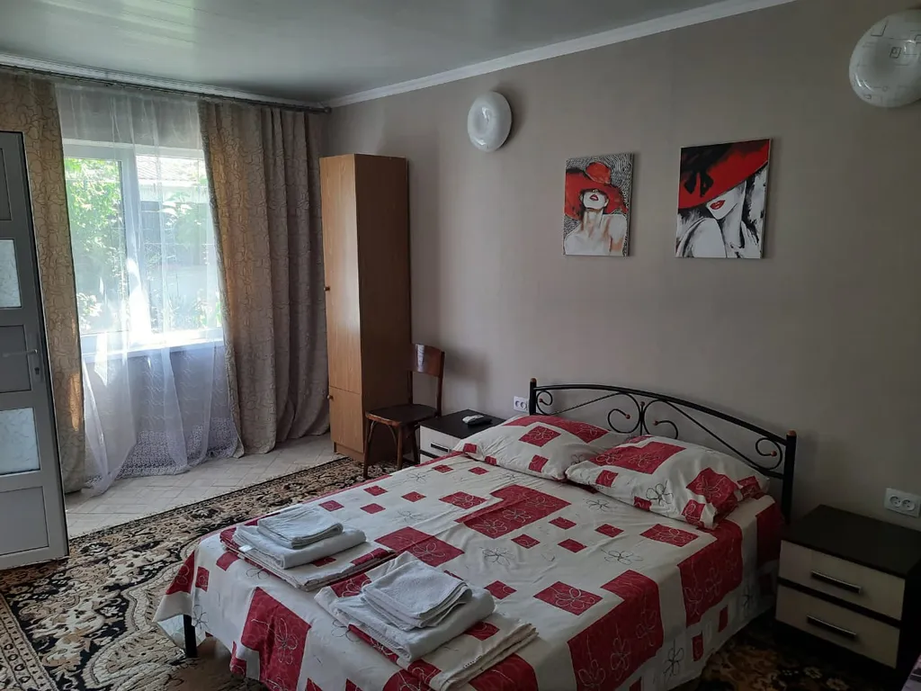 Квартира Комната — аренда посуточно в Береговое (Феодосия)